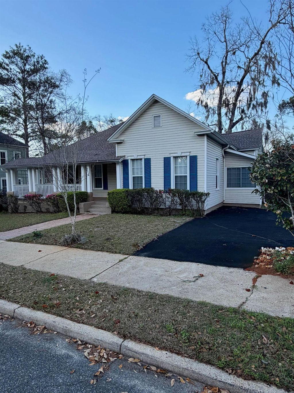 Photo of 214 W Sharon Street, Quincy, FL 32351 (MLS # 396944)