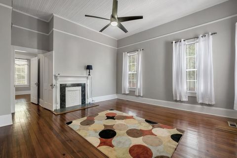 Tiny photo for 214 W Sharon Street, Quincy, FL 32351 (MLS # 396944)