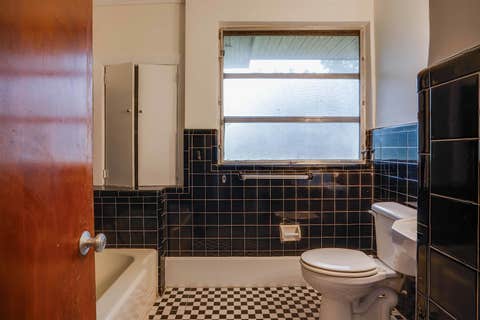 Tiny photo for 239 Lincoln Street, Tallahassee, FL 32301 (MLS # 402812)