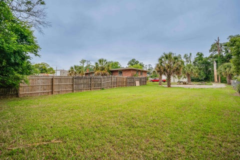 Tiny photo for 239 Lincoln Street, Tallahassee, FL 32301 (MLS # 402812)