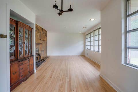 Tiny photo for 239 Lincoln Street, Tallahassee, FL 32301 (MLS # 402812)