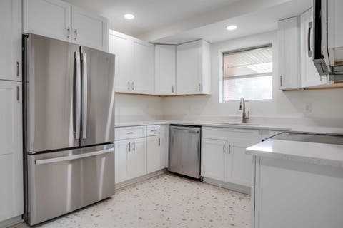 Tiny photo for 239 Lincoln Street, Tallahassee, FL 32301 (MLS # 402812)