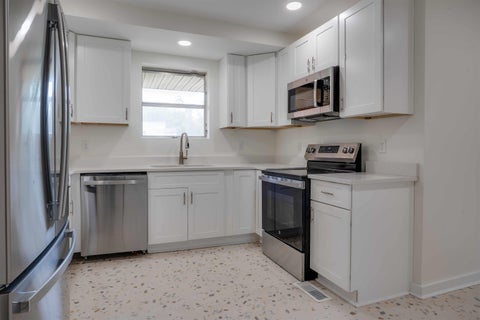 Tiny photo for 239 Lincoln Street, Tallahassee, FL 32301 (MLS # 402812)