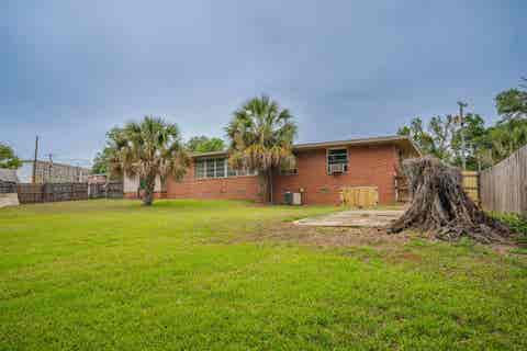 Tiny photo for 239 Lincoln Street, Tallahassee, FL 32301 (MLS # 402812)