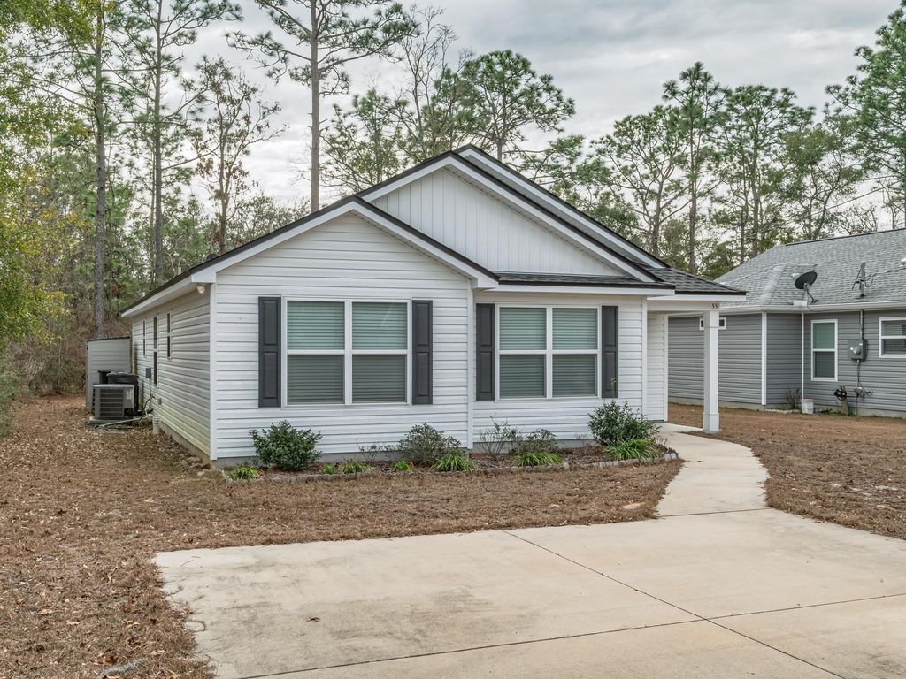 Photo of 55 KING BEE Drive, Crawfordville, FL 32327 (MLS # 395587)