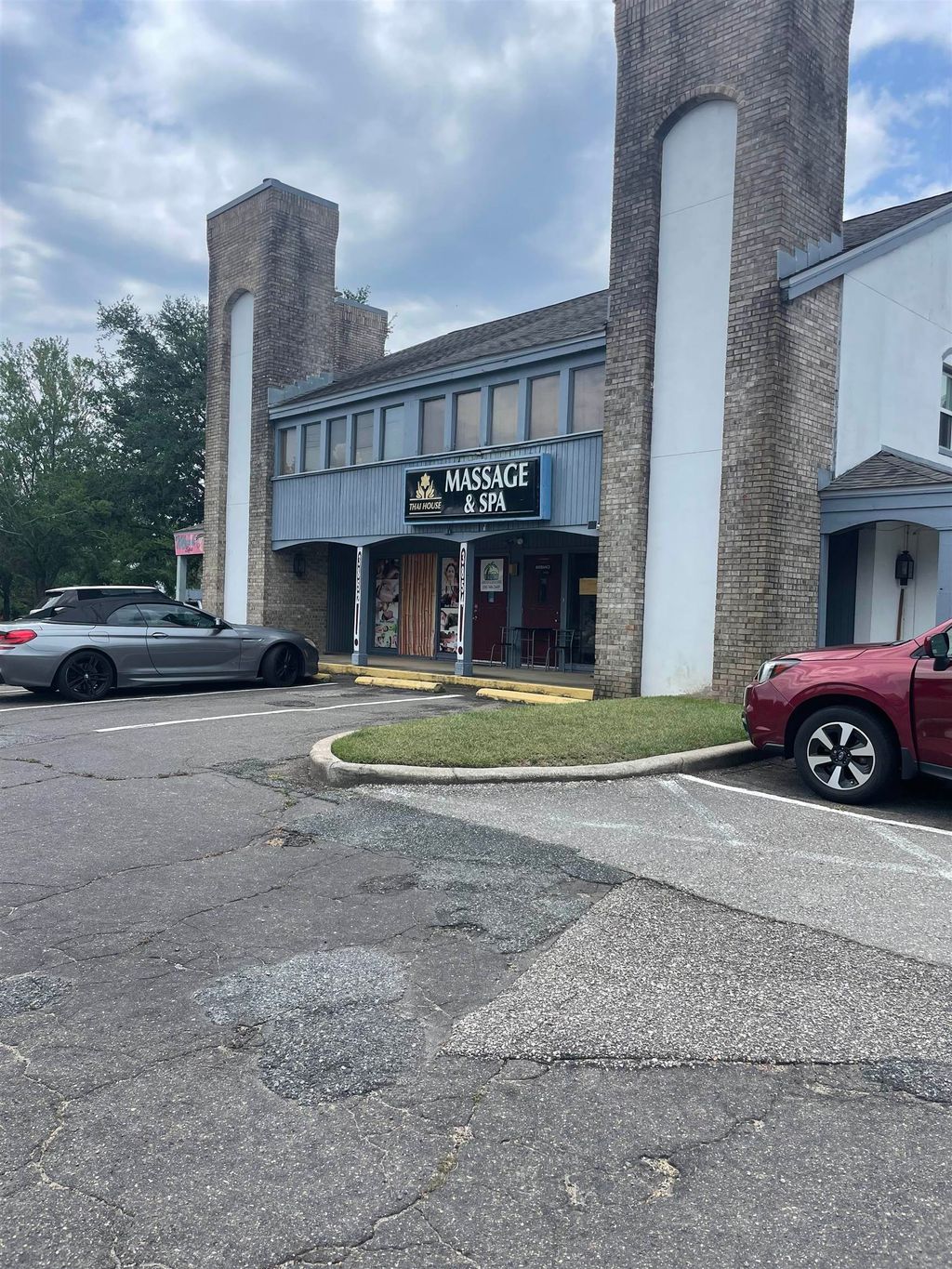 Photo of 3852 &amp; 3854 Killearn Center Ct., Tallahassee, FL 32309 (MLS # 388392)
