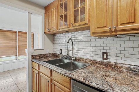 Tiny photo for 1100 Hawthorne Street, Tallahassee, FL 32308 (MLS # 400213)