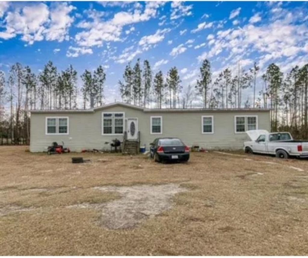 Photo of 192 SE Ashe Way, Madison, FL 32340 (MLS # 394615)