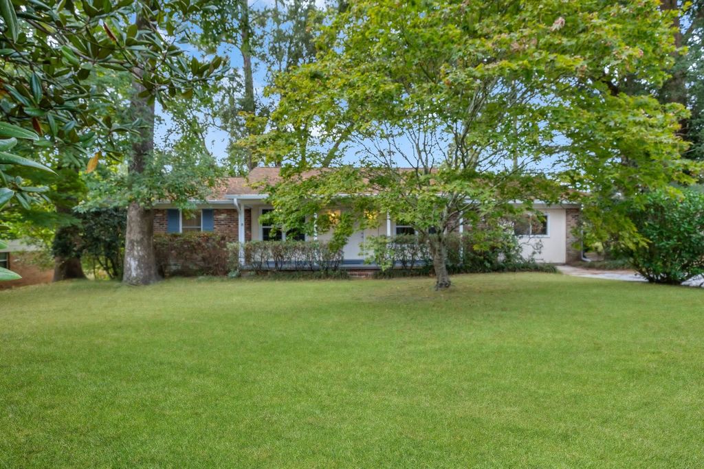 Photo of 2811 Bay Tree Lane, Tallahassee, FL 32301 (MLS # 391726)