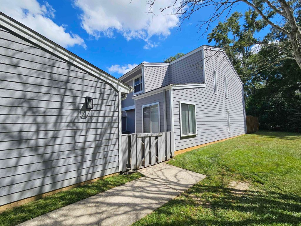 Photo of 2897 Blair Stone Court, Tallahassee, FL 32301 (MLS # 391049)