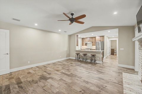 Tiny photo for 3900 W Shamrock, Tallahassee, FL 32309 (MLS # 396448)