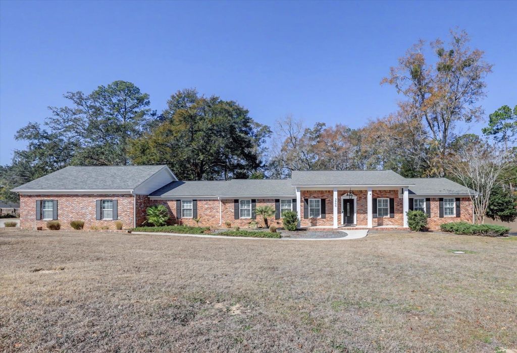 Photo of 3900 W Shamrock, Tallahassee, FL 32309 (MLS # 396448)