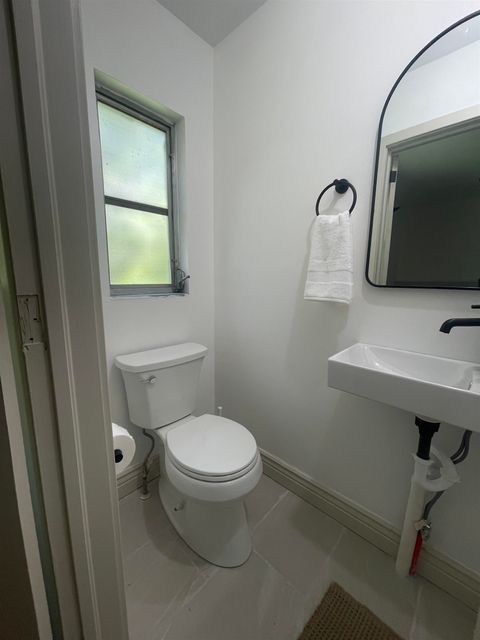 Tiny photo for 432 Margaret Court, Tallahassee, FL 32301 (MLS # 392353)