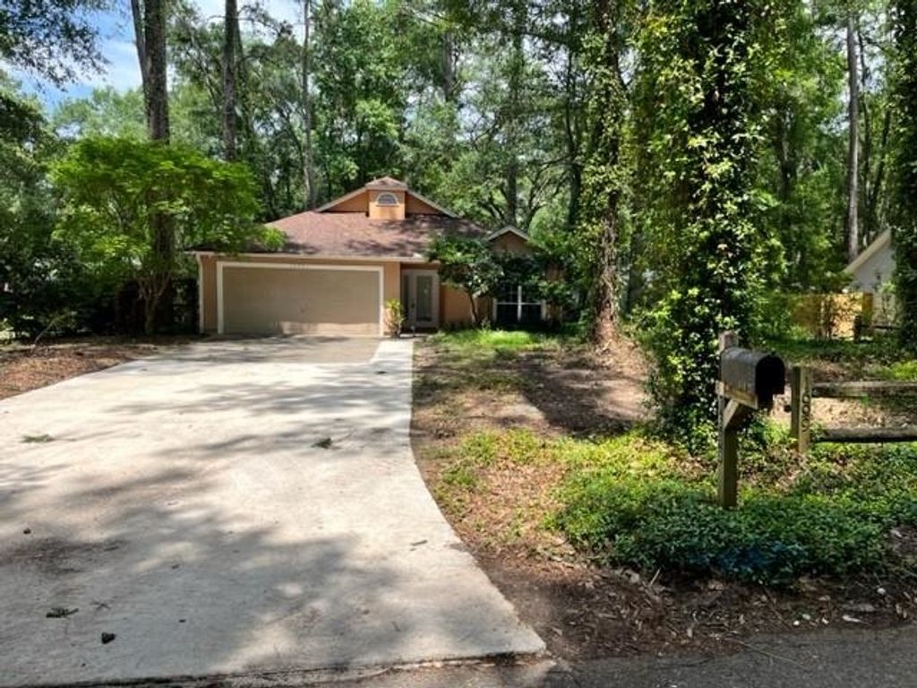 Photo of 1699 Folkstone Road, Tallahassee, FL 32312 (MLS # 391629)