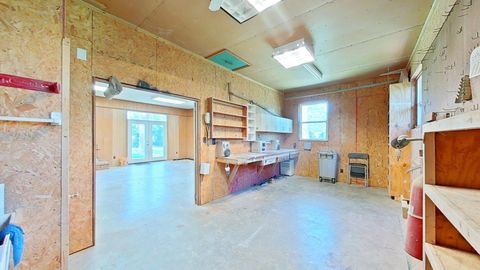 Tiny photo for 300 Betty Street, Other Georgia, GA 31792 (MLS # 401899)