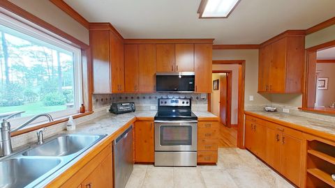 Tiny photo for 300 Betty Street, Other Georgia, GA 31792 (MLS # 401899)