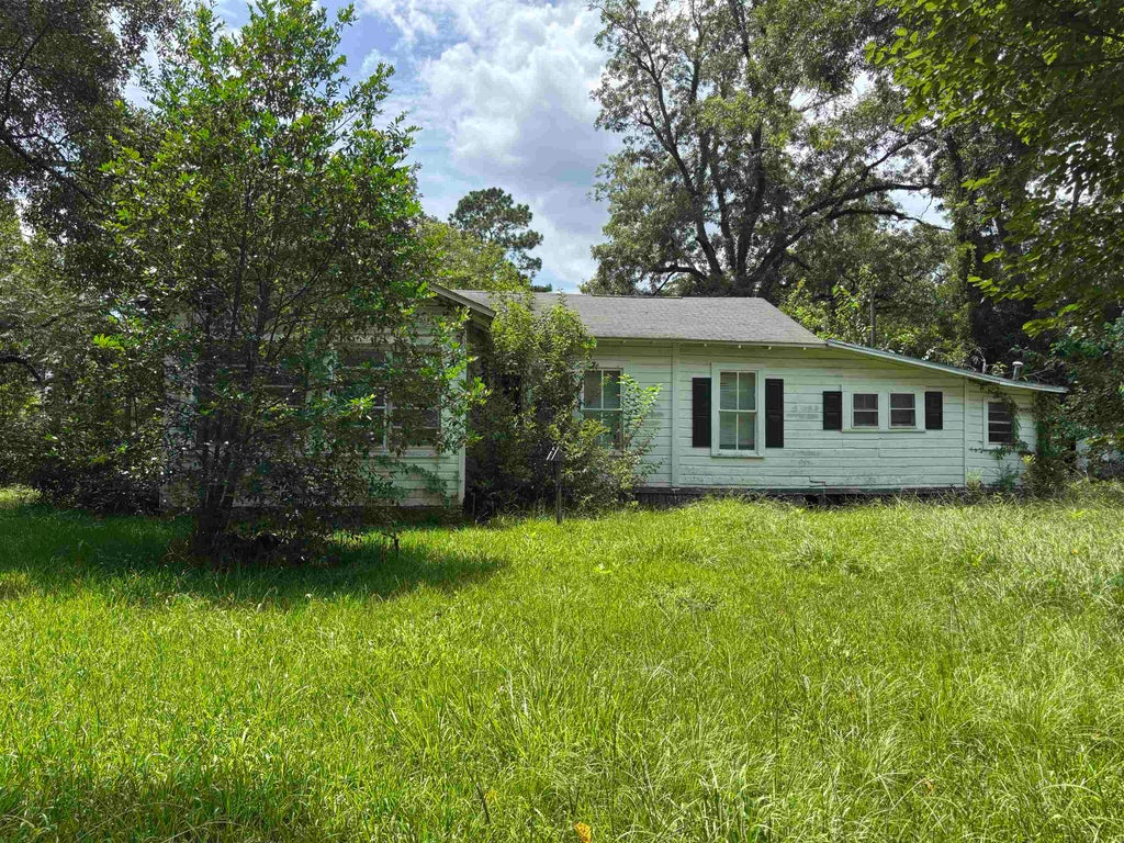 Photo of 1409 Salem Road, Havana, FL 32333 (MLS # 403041)
