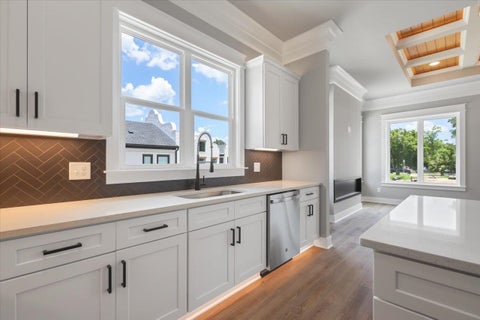 Tiny photo for 275 S Franklin Boulevard, Tallahassee, FL 32301 (MLS # 400538)