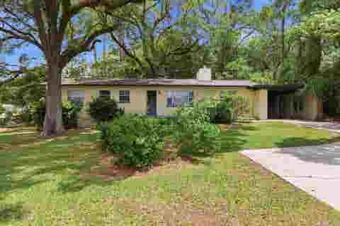 Photo of 1734 W THARPE Street, Tallahassee, FL 32303 (MLS # 402236)