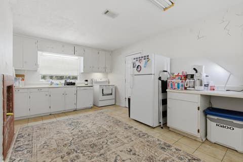 Tiny photo for 1734 W THARPE Street, Tallahassee, FL 32303 (MLS # 402236)