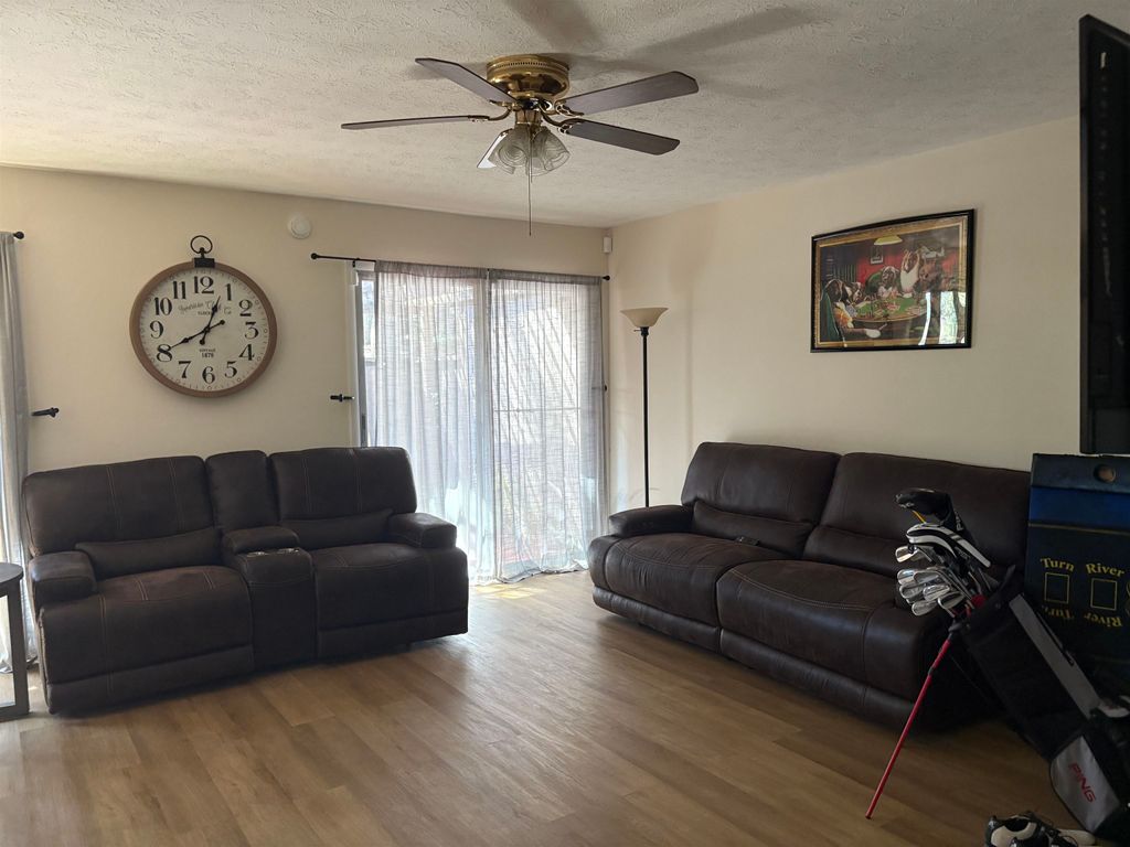 Photo of 301 Westwood Dr #301, Tallahassee, FL 32304 (MLS # 392027)