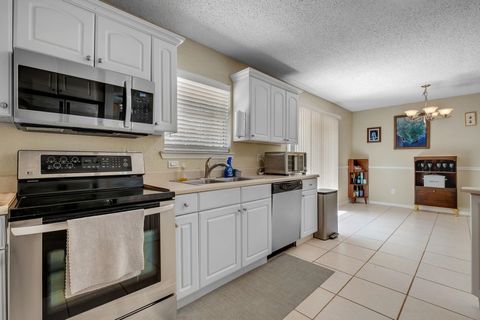 Tiny photo for 9180 Stoney Pointe Court, Tallahassee, FL 32309 (MLS # 398611)