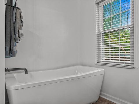 Tiny photo for 1317 Tree Circle, Tallahassee, FL 32304 (MLS # 399957)