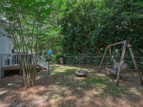Tiny photo for 1317 Tree Circle, Tallahassee, FL 32304 (MLS # 399957)