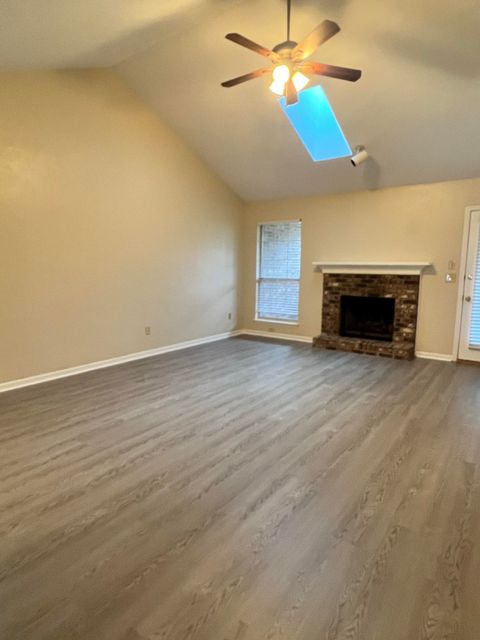 Tiny photo for 806 Jamestown Court, Tallahassee, FL 32303 (MLS # 393611)