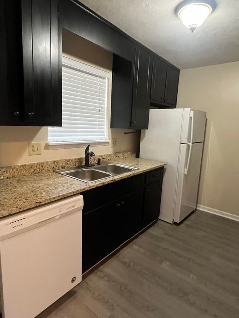 Tiny photo for 806 Jamestown Court, Tallahassee, FL 32303 (MLS # 393611)