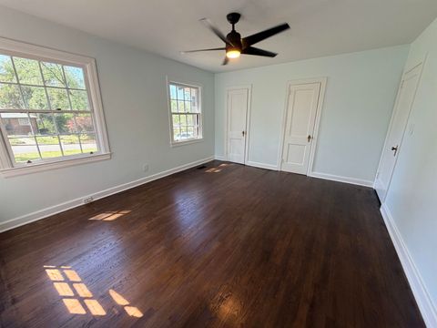 Tiny photo for 1024 Cherokee Drive, Tallahassee, FL 32301 (MLS # 397311)