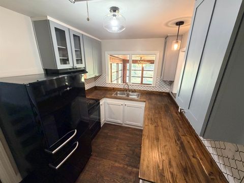 Tiny photo for 1024 Cherokee Drive, Tallahassee, FL 32301 (MLS # 397311)