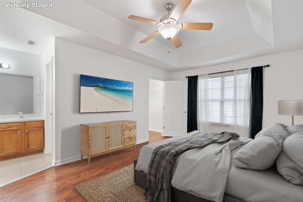 Photo of 1320 Hendrix Rd Rd #307, Tallahassee, FL 32301 (MLS # 389368)