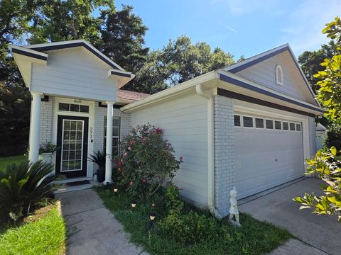 Photo of 271 Hemley Loop, Tallahassee, FL 32312 (MLS # 401128)