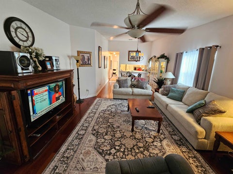 Tiny photo for 271 Hemley Loop, Tallahassee, FL 32312 (MLS # 401128)