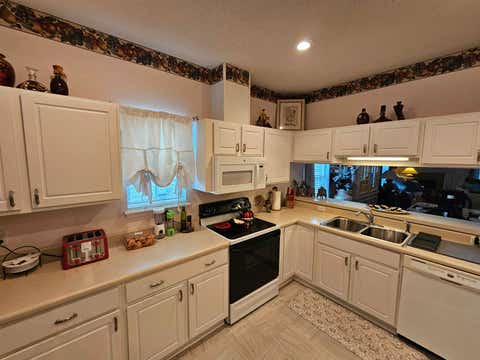 Tiny photo for 271 Hemley Loop, Tallahassee, FL 32312 (MLS # 401128)