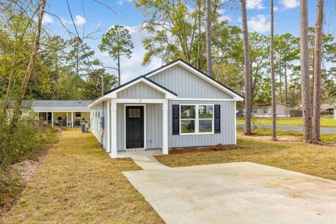 A home in CRAWFORDVILLE