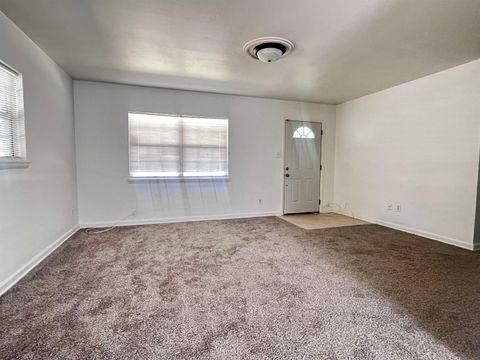 Tiny photo for 809 Briandav Street, Tallahassee, FL 32305 (MLS # 397691)