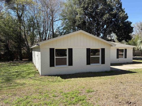 Tiny photo for 4198 MIRAFLORES Lane, Tallahassee, FL 32303 (MLS # 397544)