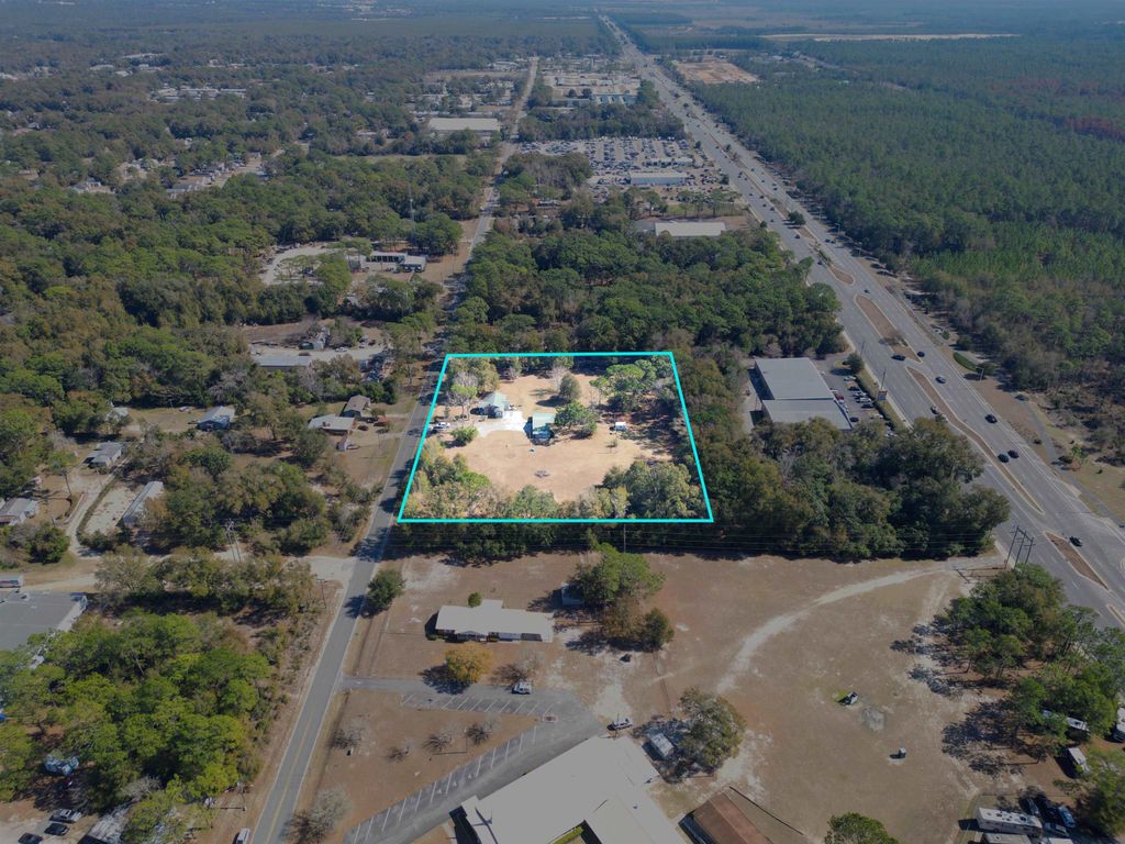 Photo of 427 Crossway Road, Tallahassee, FL 32305 (MLS # 400121)
