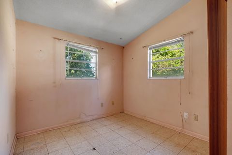 Tiny photo for 709 Gladiola Terrace, Tallahassee, FL 32303 (MLS # 401712)