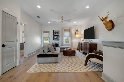 Tiny photo for 3012 Gentilly Street, Tallahassee, FL 32312 (MLS # 397045)