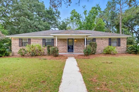Photo of 1313 Lansdowne Road, Tallahassee, FL 32317 (MLS # 391653)