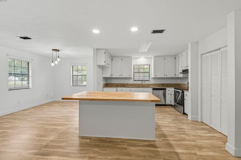 Tiny photo for 1313 Lansdowne Road, Tallahassee, FL 32317 (MLS # 391653)