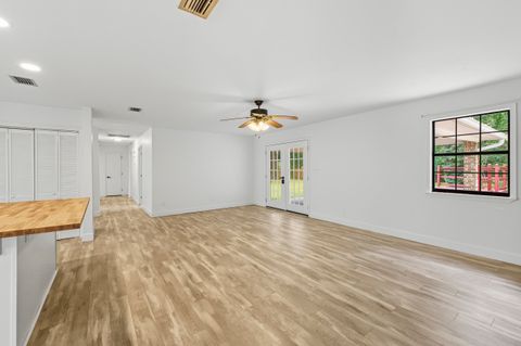 Tiny photo for 1313 Lansdowne Road, Tallahassee, FL 32317 (MLS # 391653)