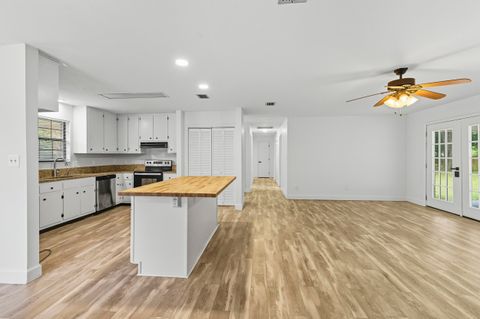 Tiny photo for 1313 Lansdowne Road, Tallahassee, FL 32317 (MLS # 391653)