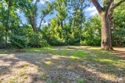 Tiny photo for 123 Columbia Drive, Tallahassee, FL 32304 (MLS # 388160)