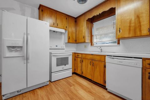 Tiny photo for 123 Columbia Drive, Tallahassee, FL 32304 (MLS # 388160)