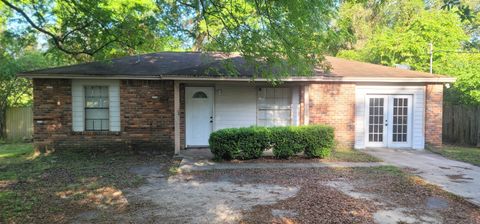 Photo of 5889 Cypress Circle, Tallahassee, FL 32303 (MLS # 396568)