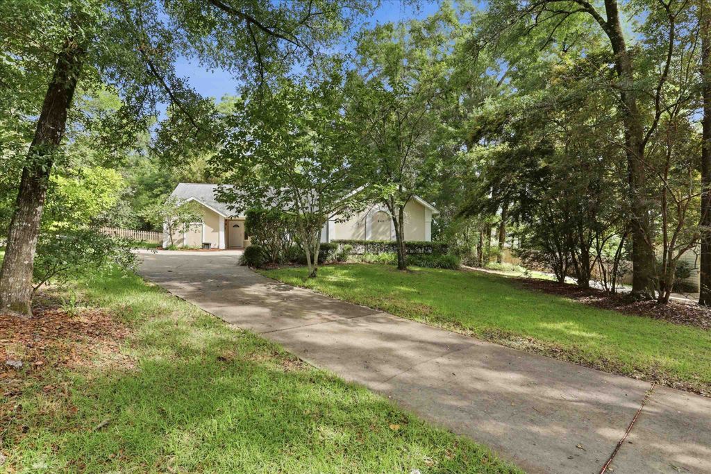 Photo of 5412 LAWTON Court, Tallahassee, FL 32317 (MLS # 400511)